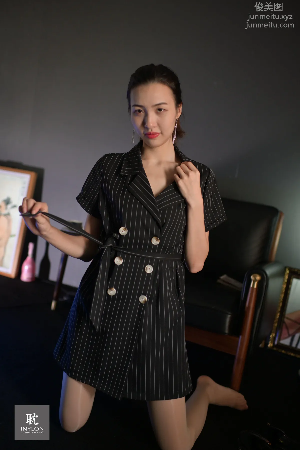 [IESS異思趣向] 普惠集 181-大妞的馬油襪II [82P] 73
