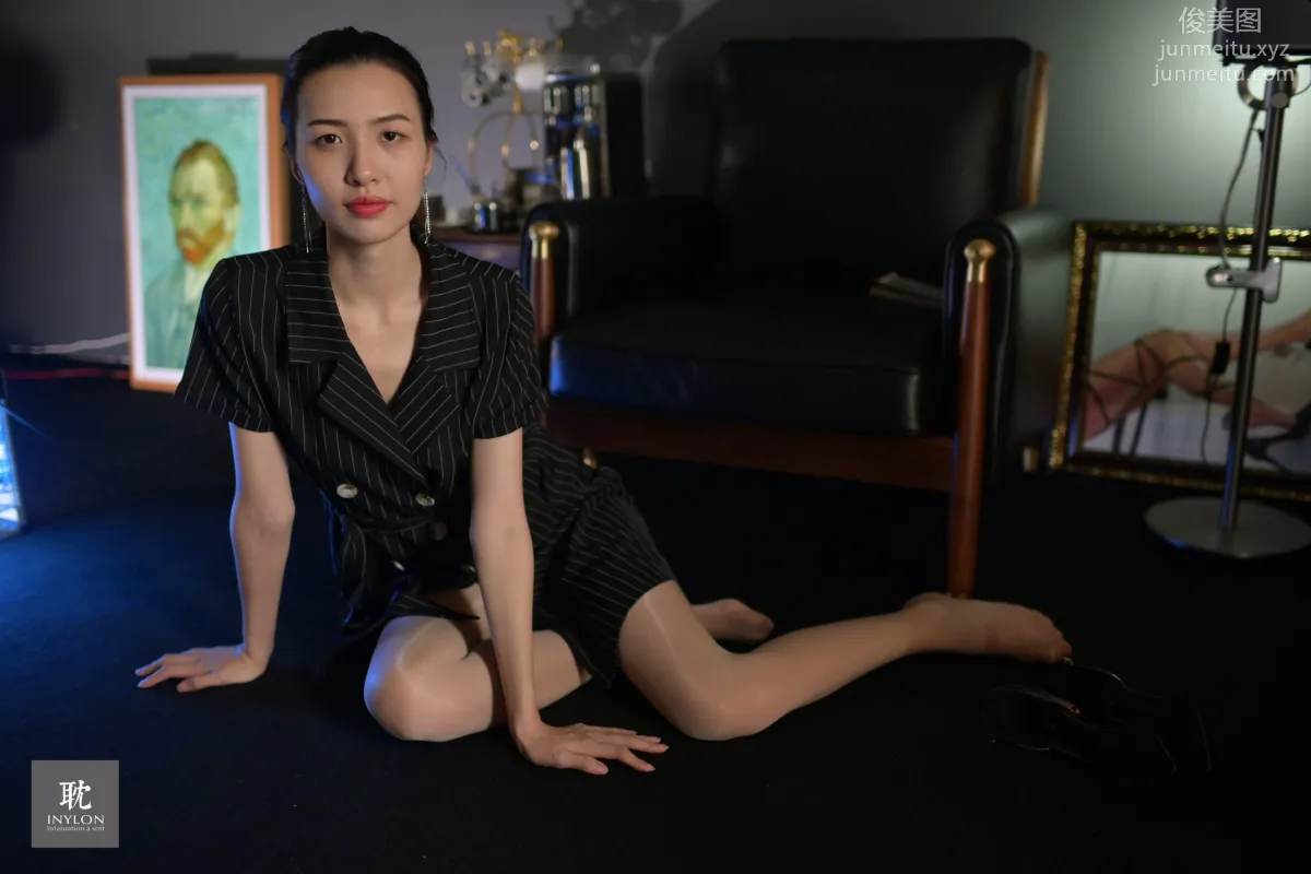 [IESS異思趣向] 普惠集 181-大妞的馬油襪II [82P] 76