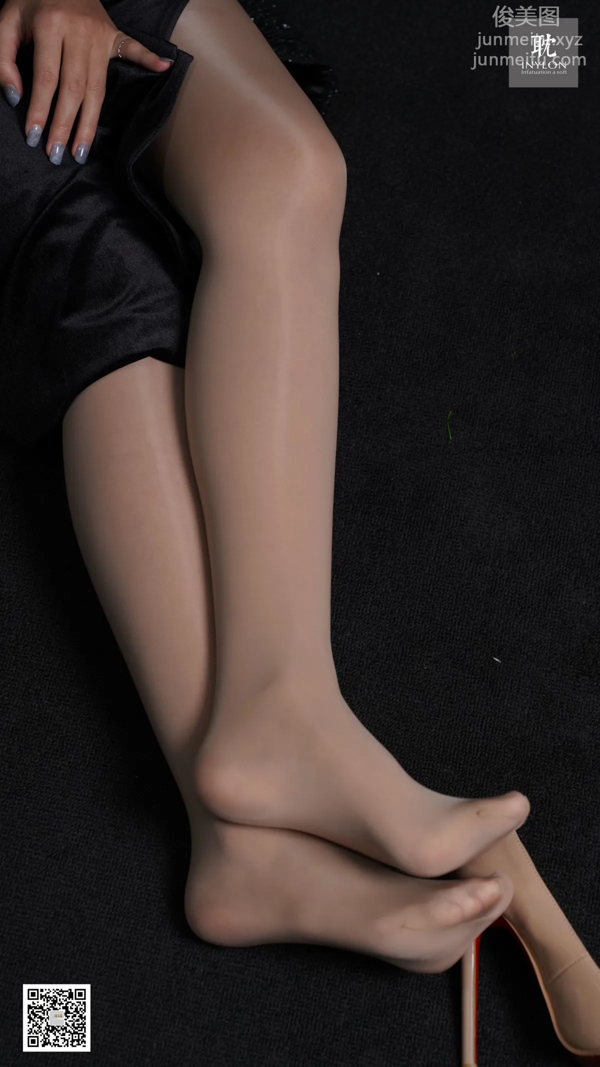 [IESS] Pu Hui Set 186 Xiao Qing, Smooth Qipao and Shiny Horse Oil Stockings [98P] photo 79