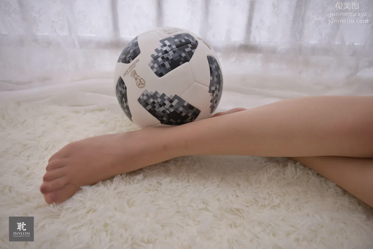 [IESS] Pu Hui Ji 235, Model: Jiu Mei, Happily Playing with a Ball photo 46
