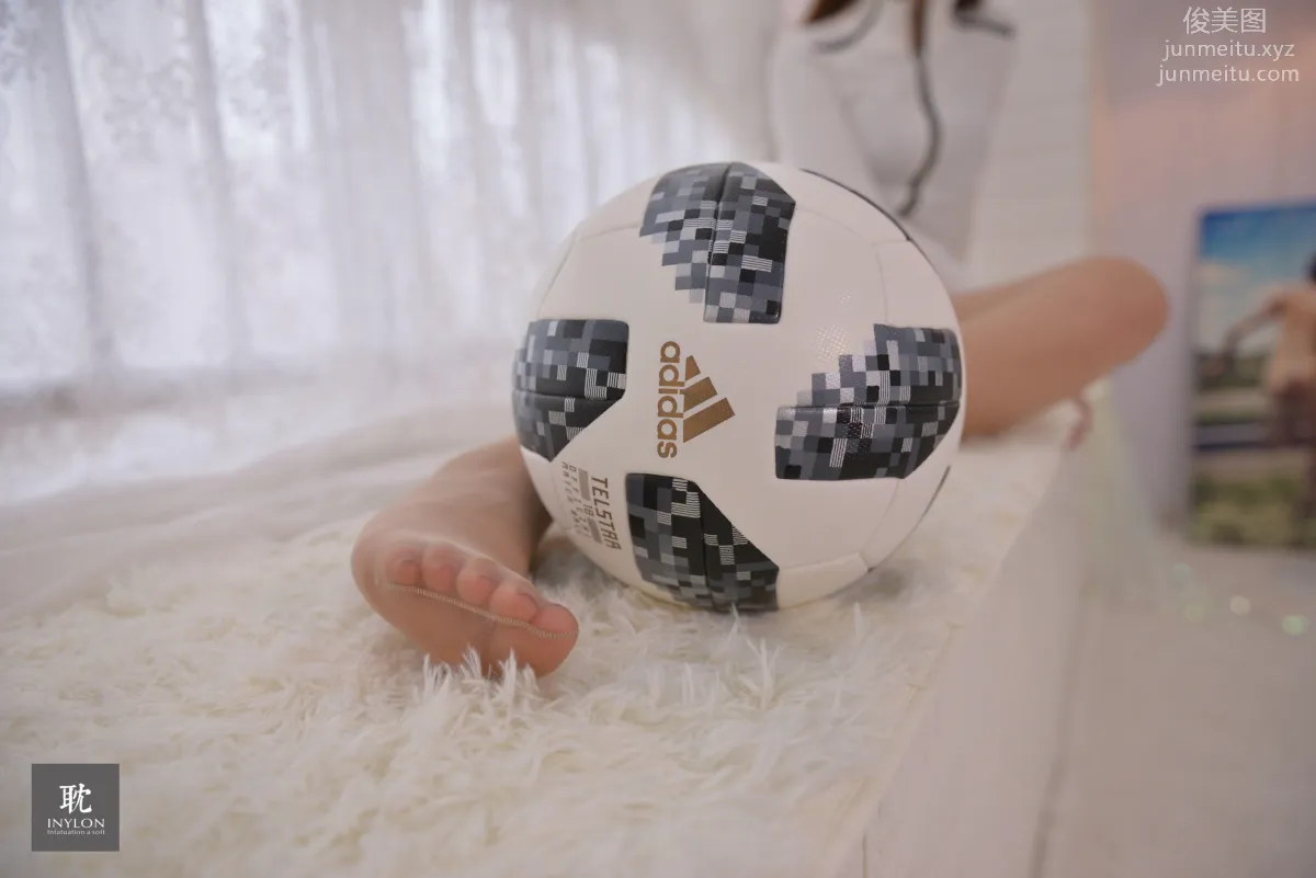 [IESS] Pu Hui Ji 235, Model: Jiu Mei, Happily Playing with a Ball photo 49