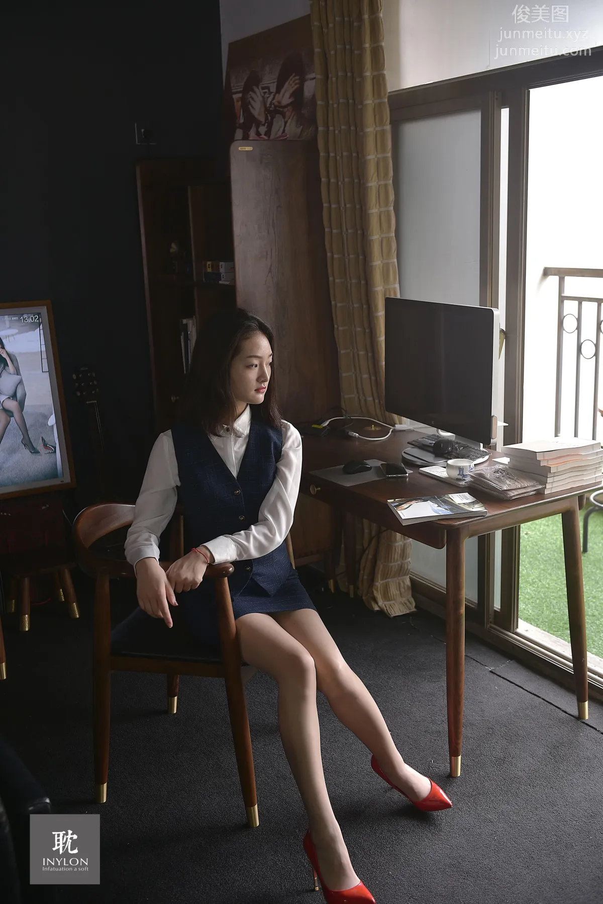 [IESS] Pu Hui Ji 242, Model: Ge Ge, Host Ge Ge photo 10
