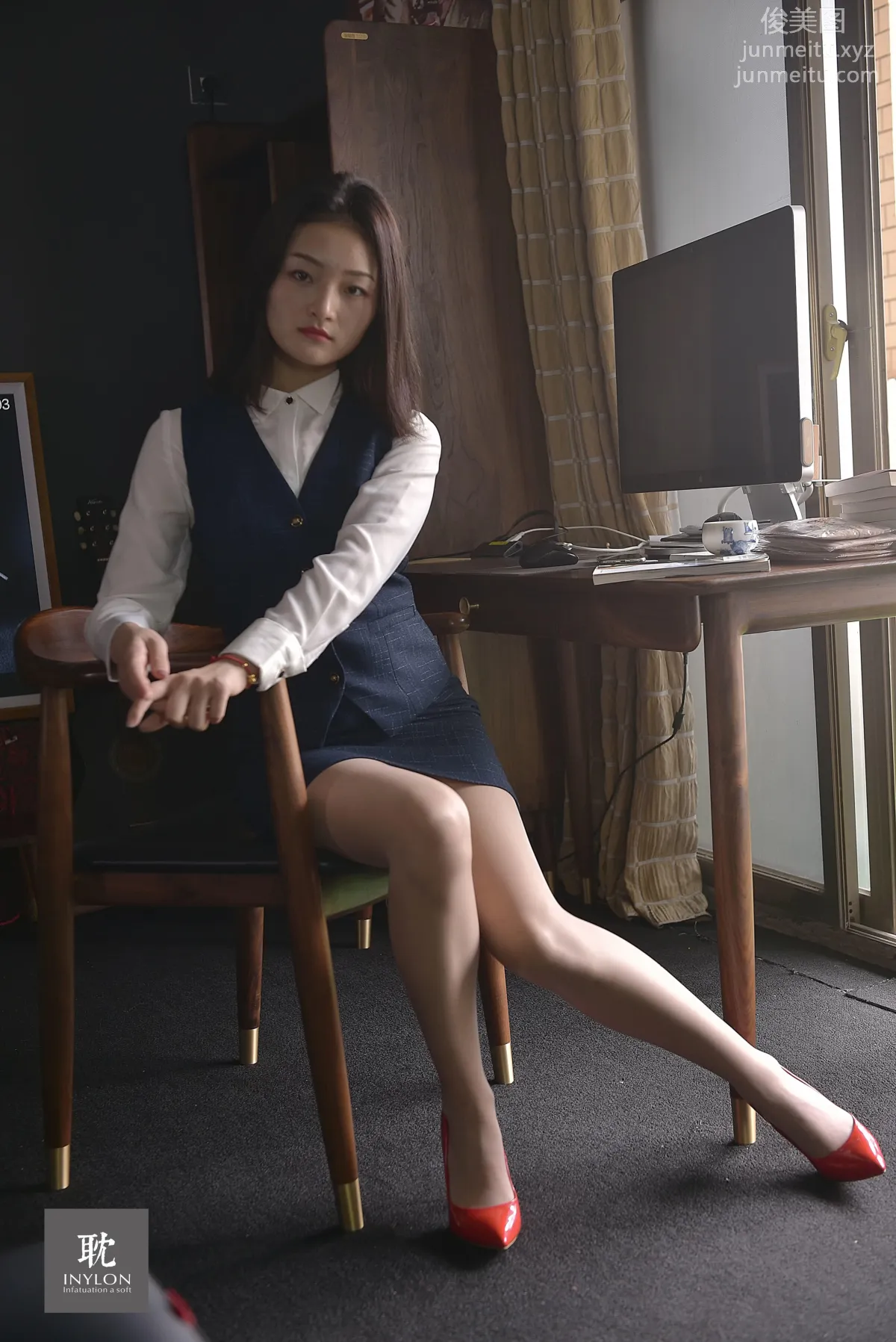 [IESS] Pu Hui Ji 242, Model: Ge Ge, Host Ge Ge photo 15