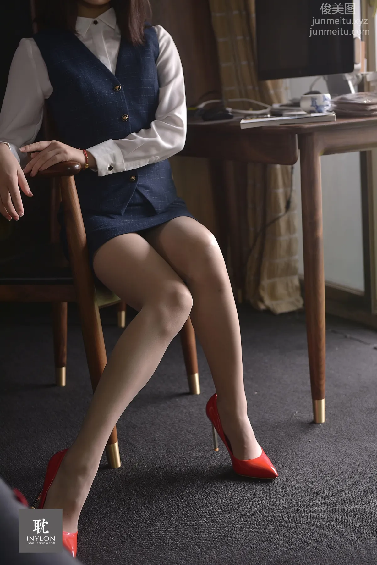 [IESS] Pu Hui Ji 242, Model: Ge Ge, Host Ge Ge photo 17