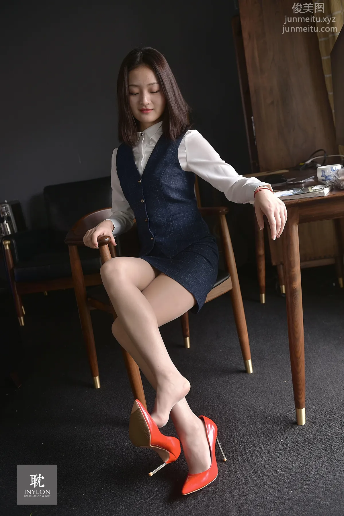 [IESS] Pu Hui Ji 242, Model: Ge Ge, Host Ge Ge photo 38