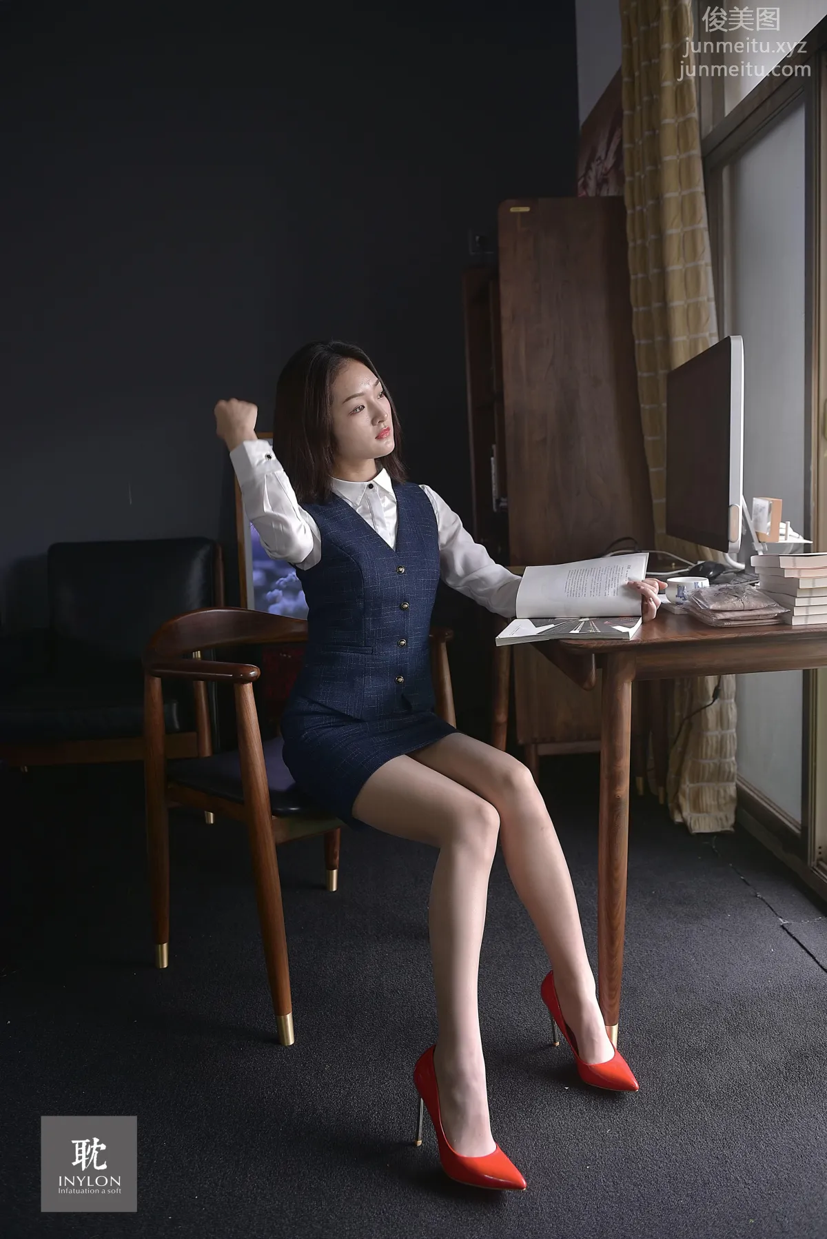 [IESS] Pu Hui Ji 242, Model: Ge Ge, Host Ge Ge photo 45