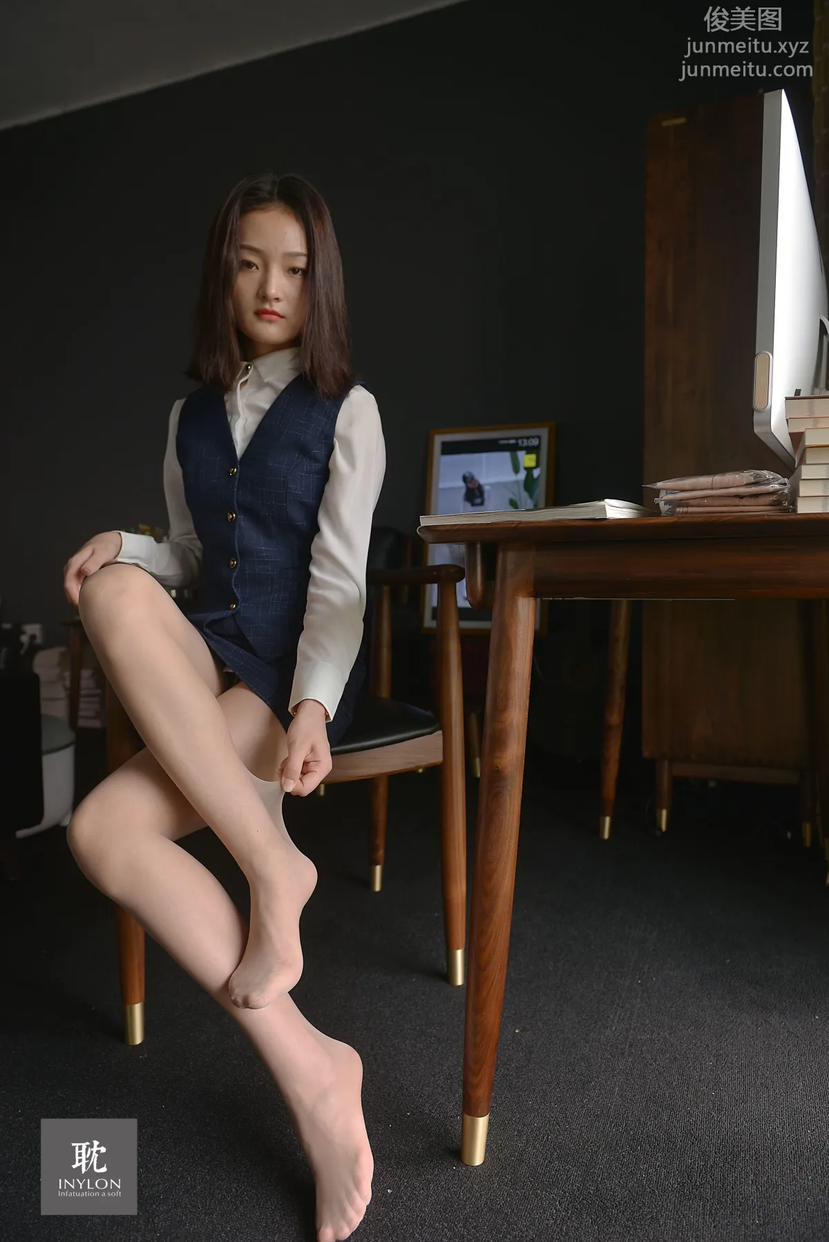 [IESS] Pu Hui Ji 242, Model: Ge Ge, Host Ge Ge photo 77