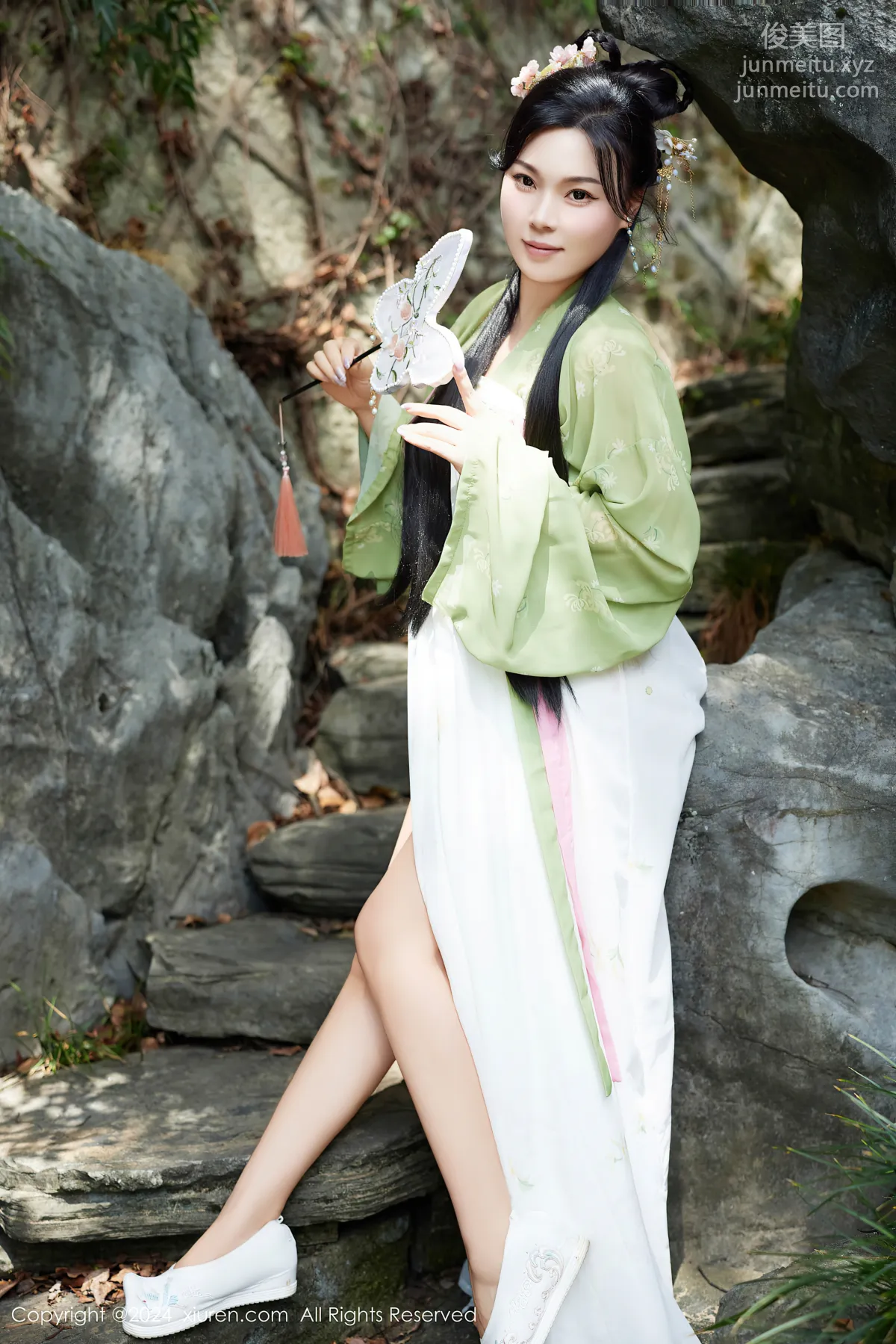 [Xiuren秀人網]2024.09.14 NO.9162 麥田 2