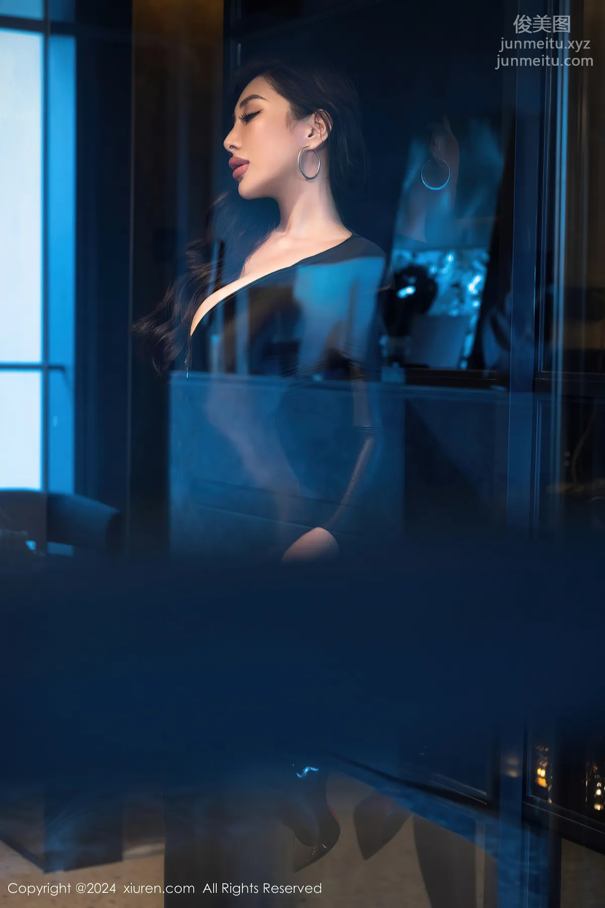 FE: XiuRen No. 9259 photo 8