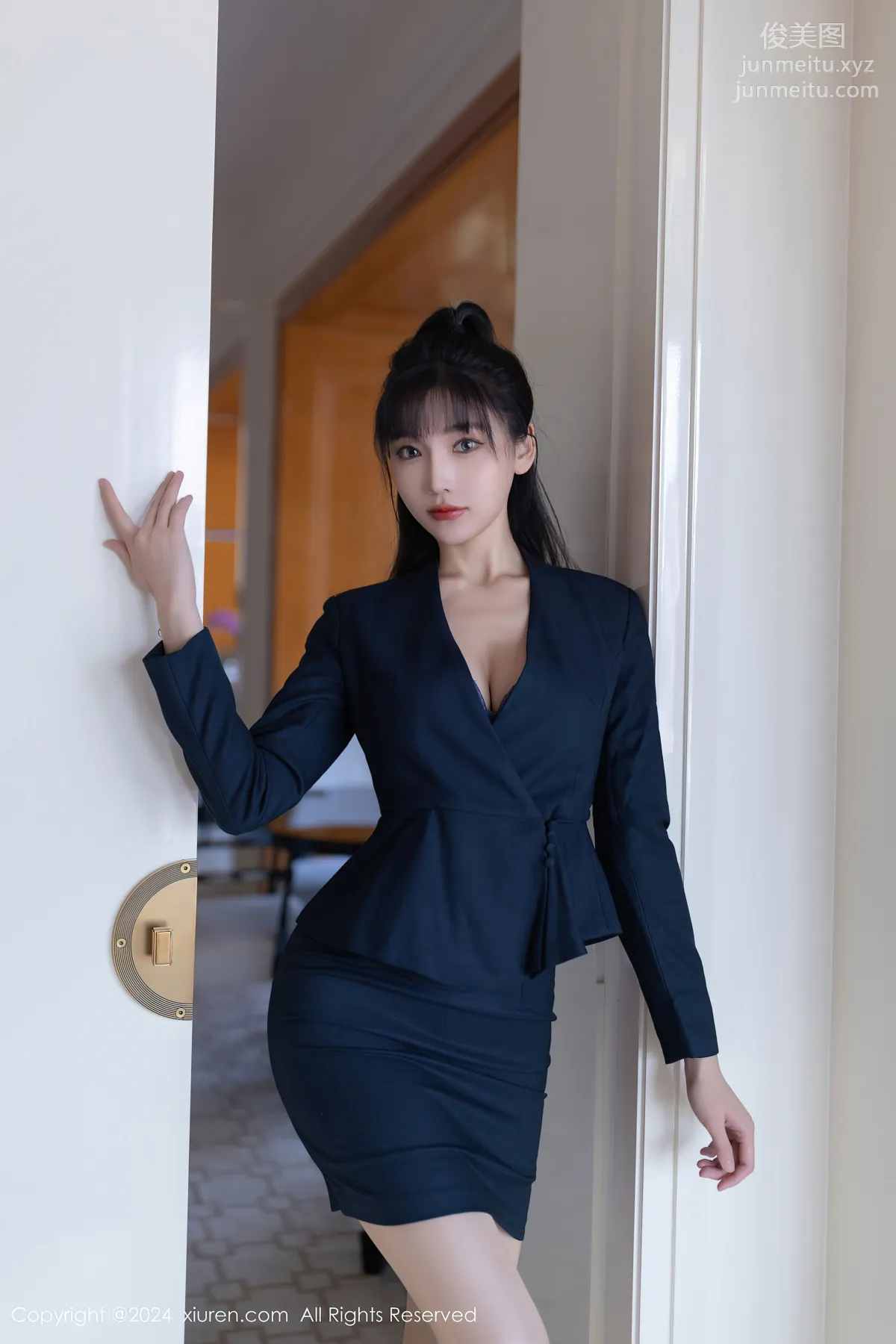 [XiuRen] 2024.10.10 NO.9263 Lu Xuanxuan photo 2
