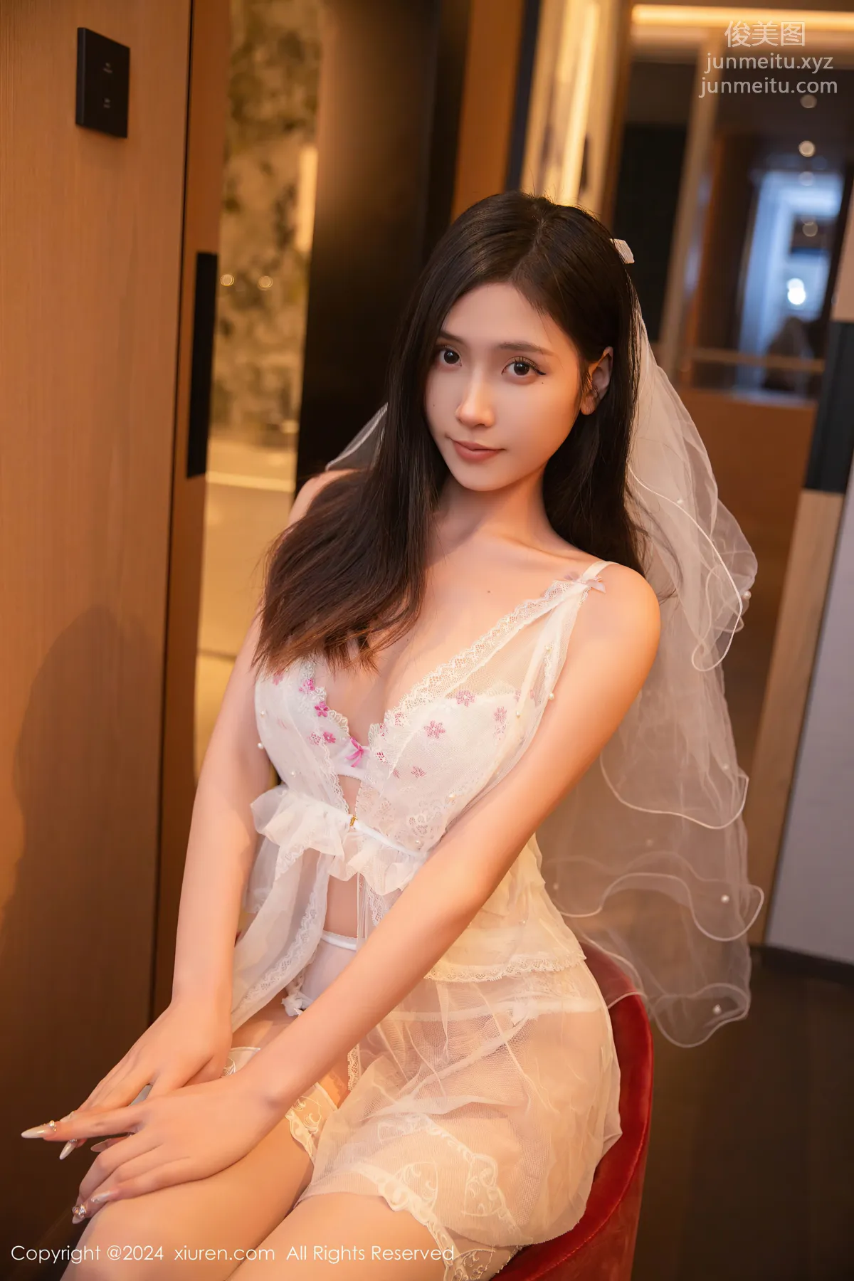 [XiuRen] 2024.10.12 NO.9272 Liu Tingting photo 9