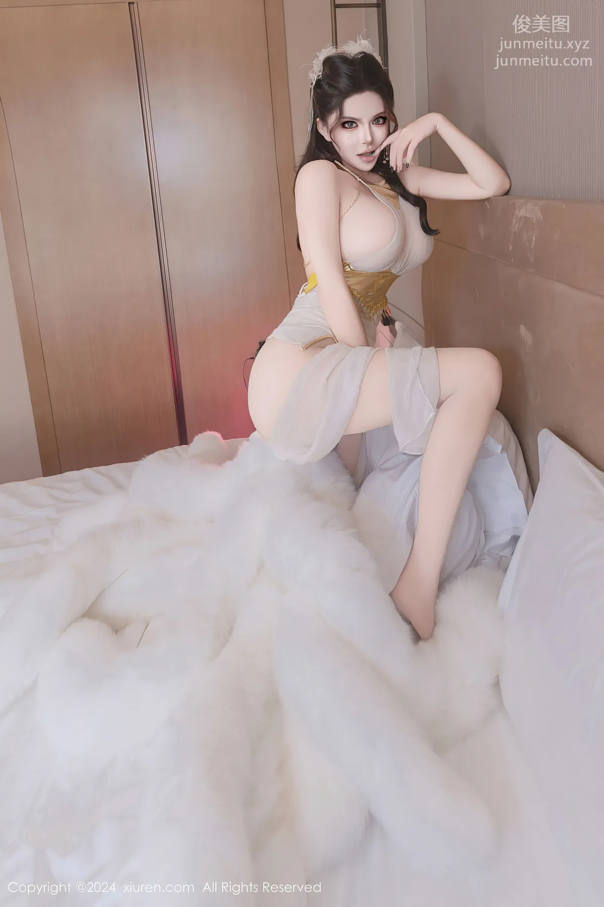 [Xiuren秀人網]2024.10.15 NO.9286 伊麗莎有點白 21