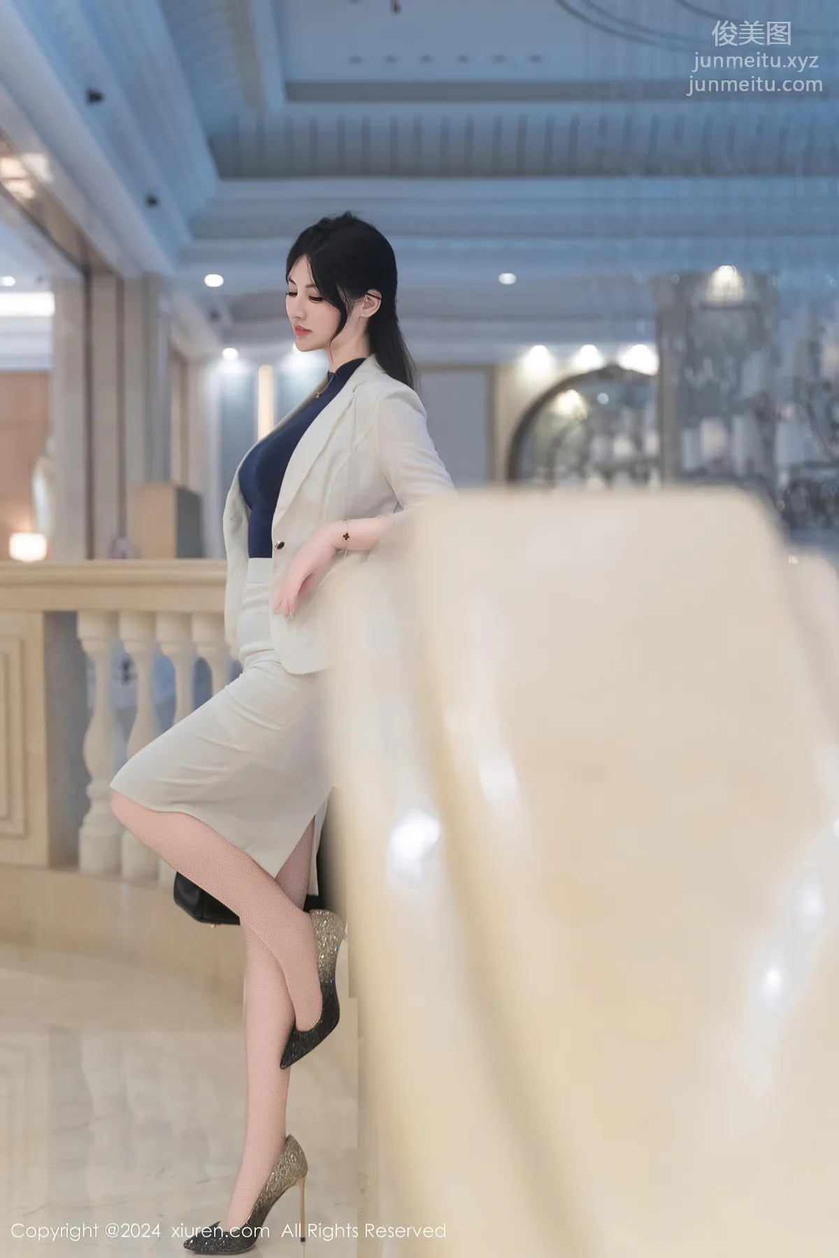 [Xiuren秀人網]2024.10.21 NO.9319 詩詩kiki 3