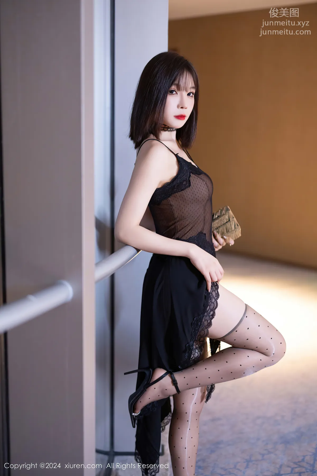 [XiuRen] 2024.10.24 NO.9339 Zhizhi Booty photo 8
