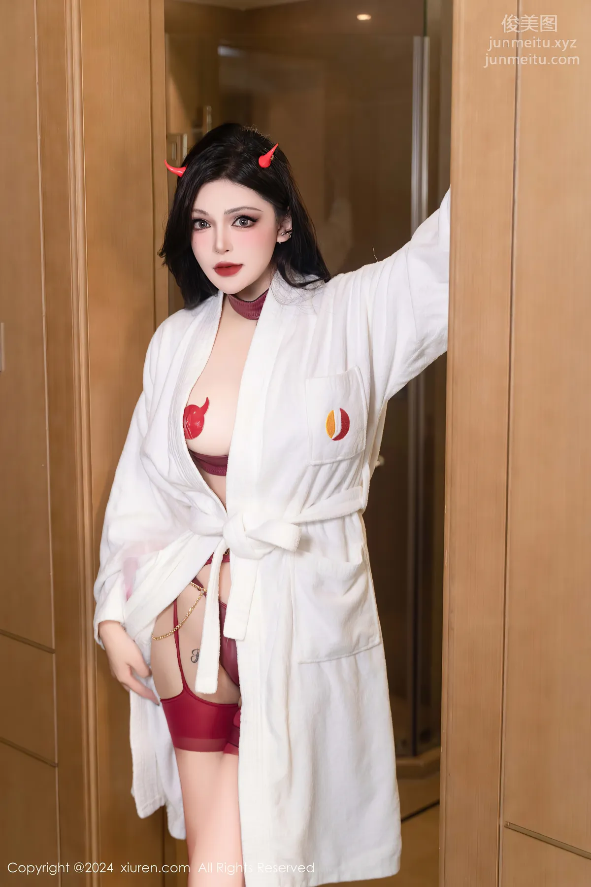 [Xiuren秀人網]2024.10.28 NO.9352 伊麗莎有點白 8