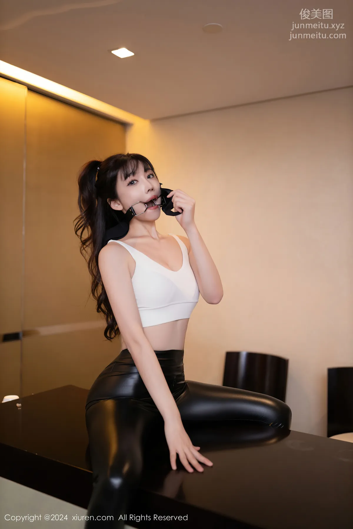 [Xiuren秀人網]2024.10.31 NO.9377 陸萱萱 16