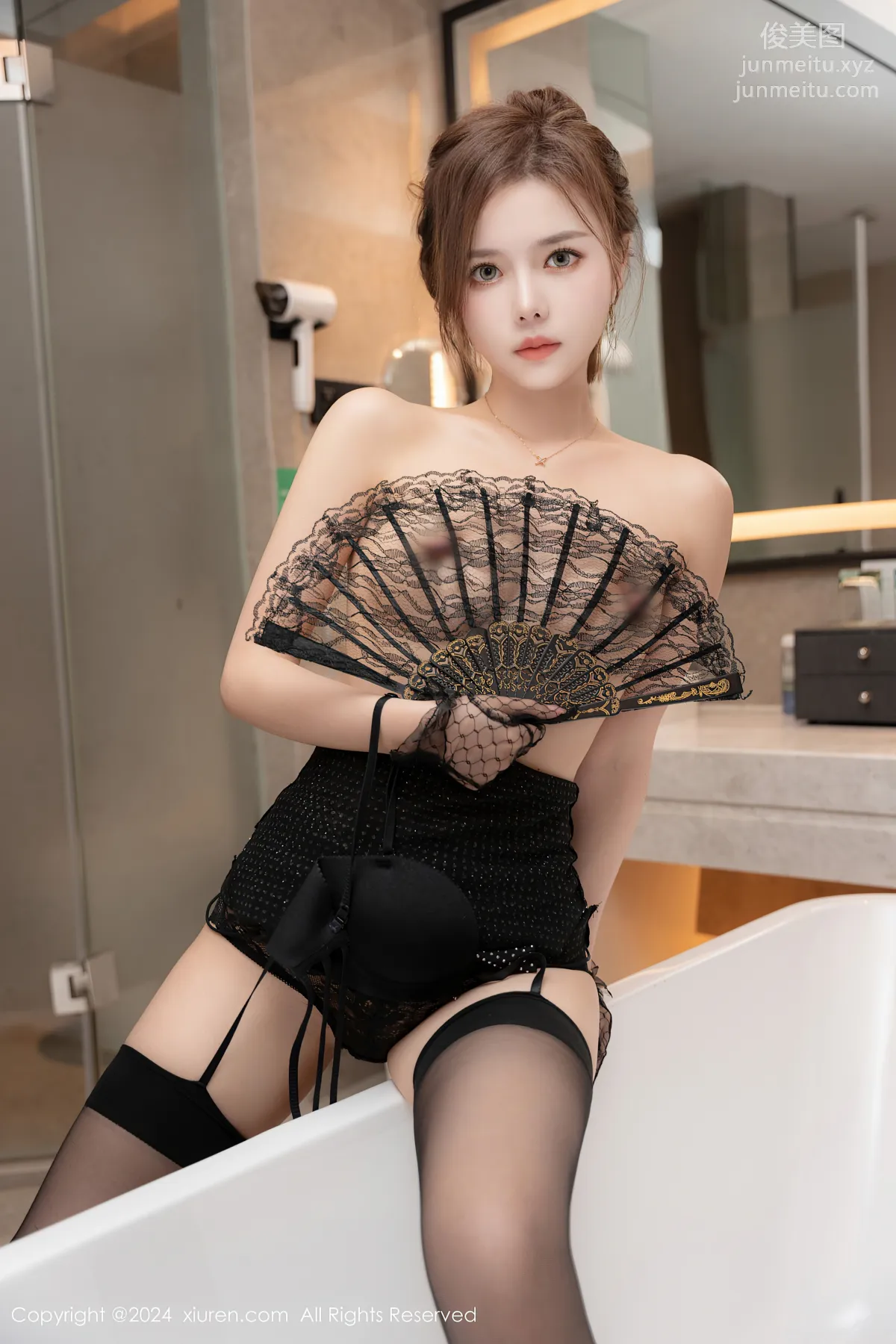 [Xiuren秀人網]2024.12.11 NO.9582 拍黃瓜girl 51