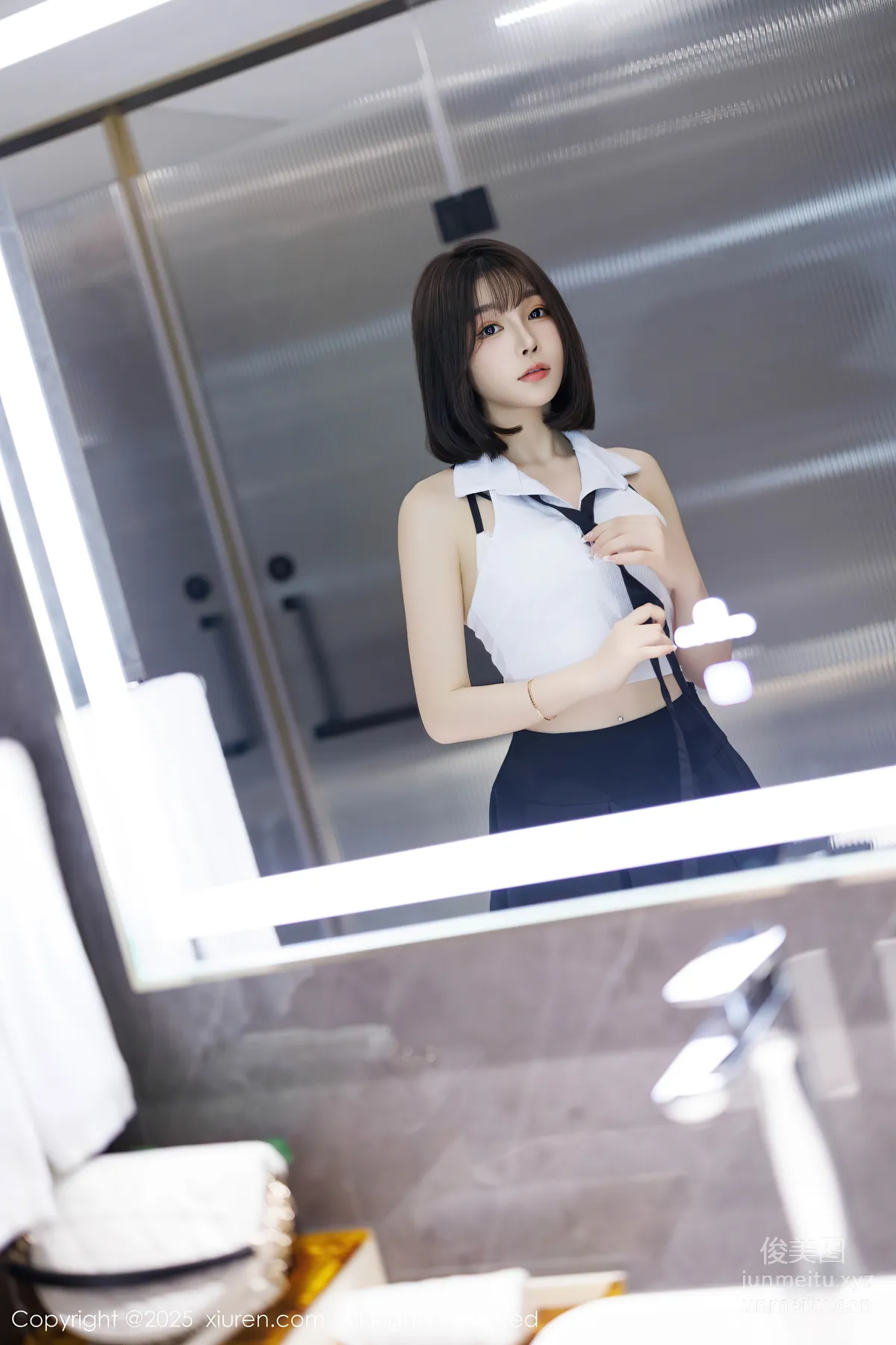 [XiuRen] 2025.03.20 NO.10048 Zhizhi Booty photo 1