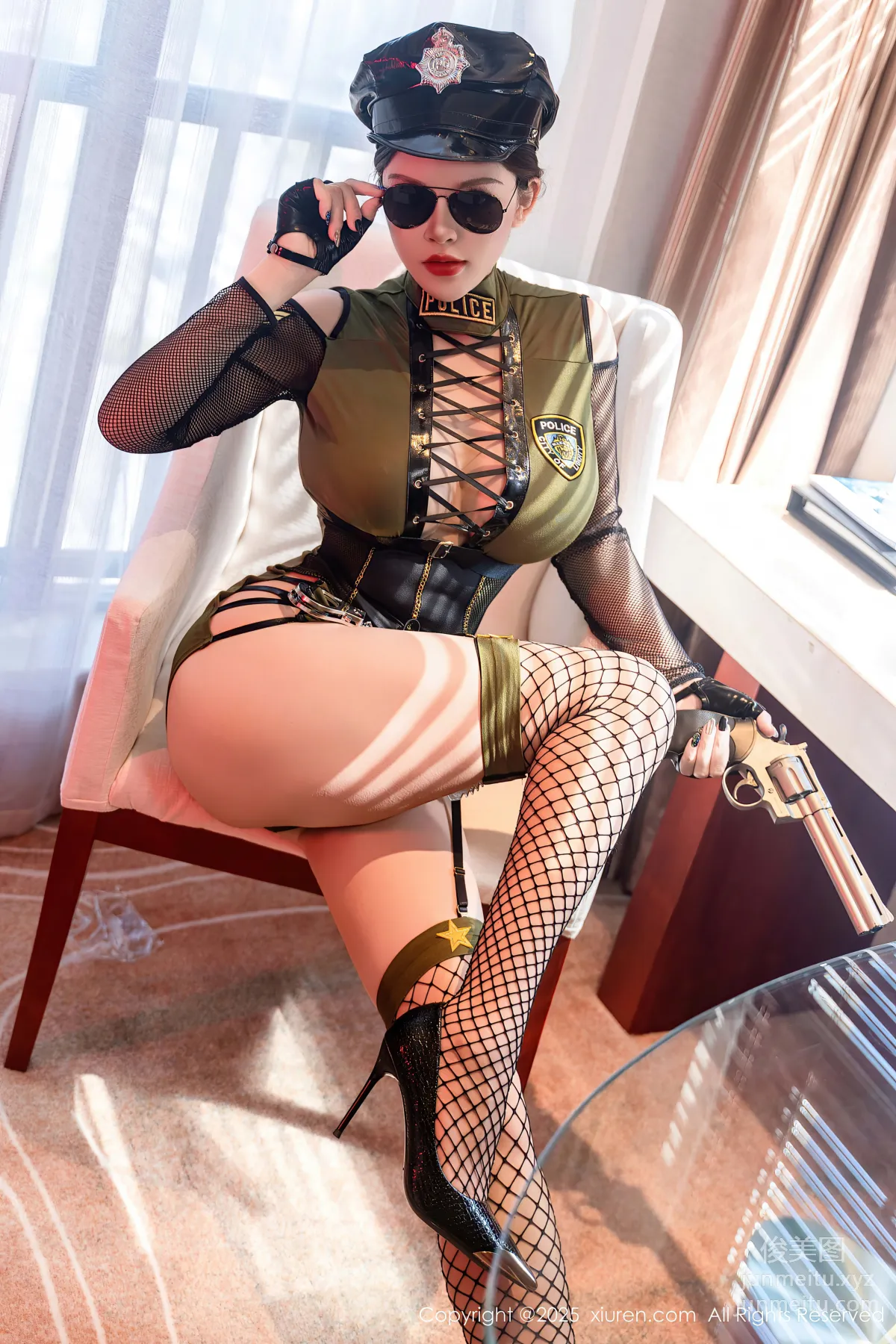 [Xiuren秀人網]2025.03.25 NO.10064 伊麗莎有點白 10