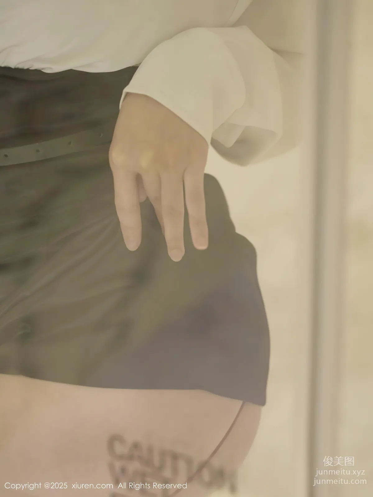 [Xiuren秀人網]2025.04.14 NO.10145 娅軒ELVA 39