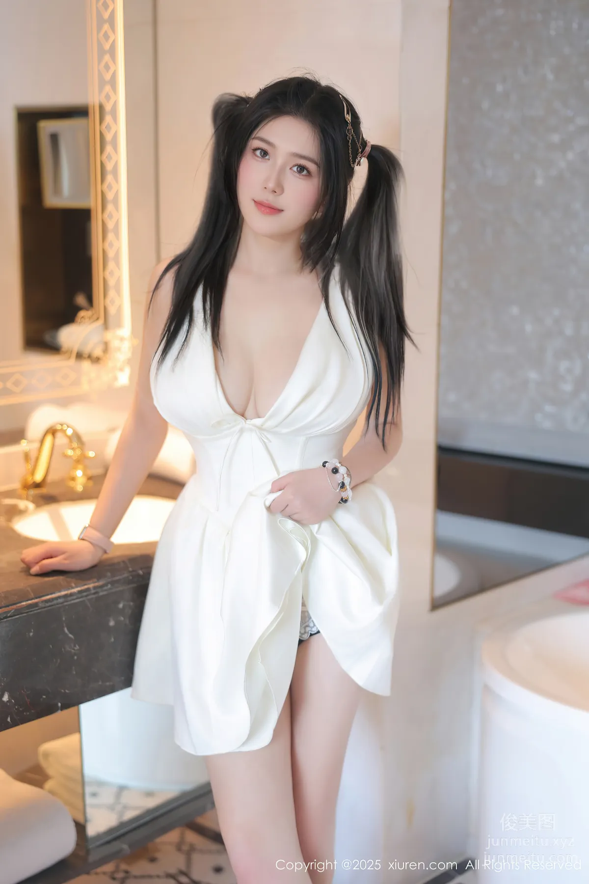 [Xiuren秀人網]2025.05.12 NO.10262 諾諾Hsu 4