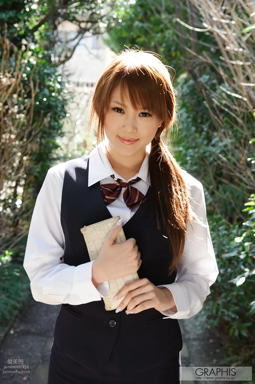 2012-04 Saya Tachibana 1