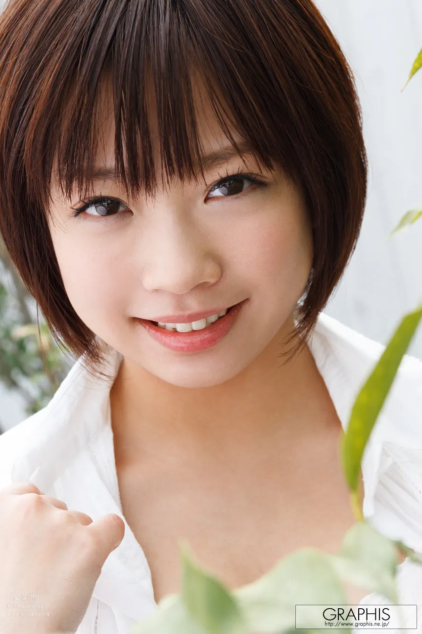 2013-03 Mana Sakura photo 6