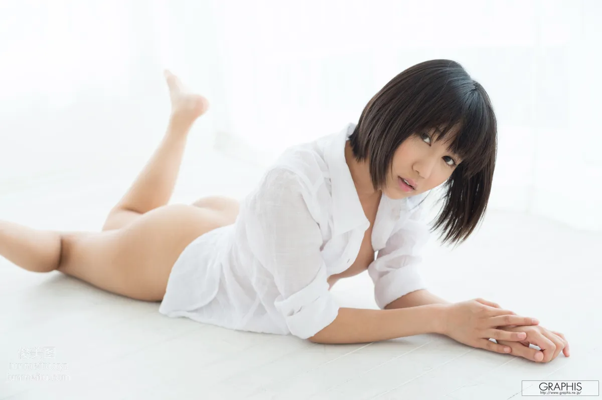 Riku Minato: Graphis Gals photo 24
