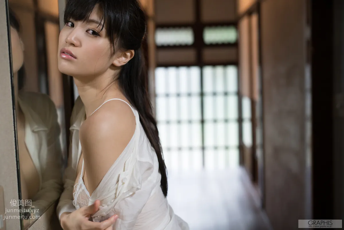[Graphis] 2016.10.19 Gals Shoko Takahashi 高橋 しょう子 『Noble Bomb』 31