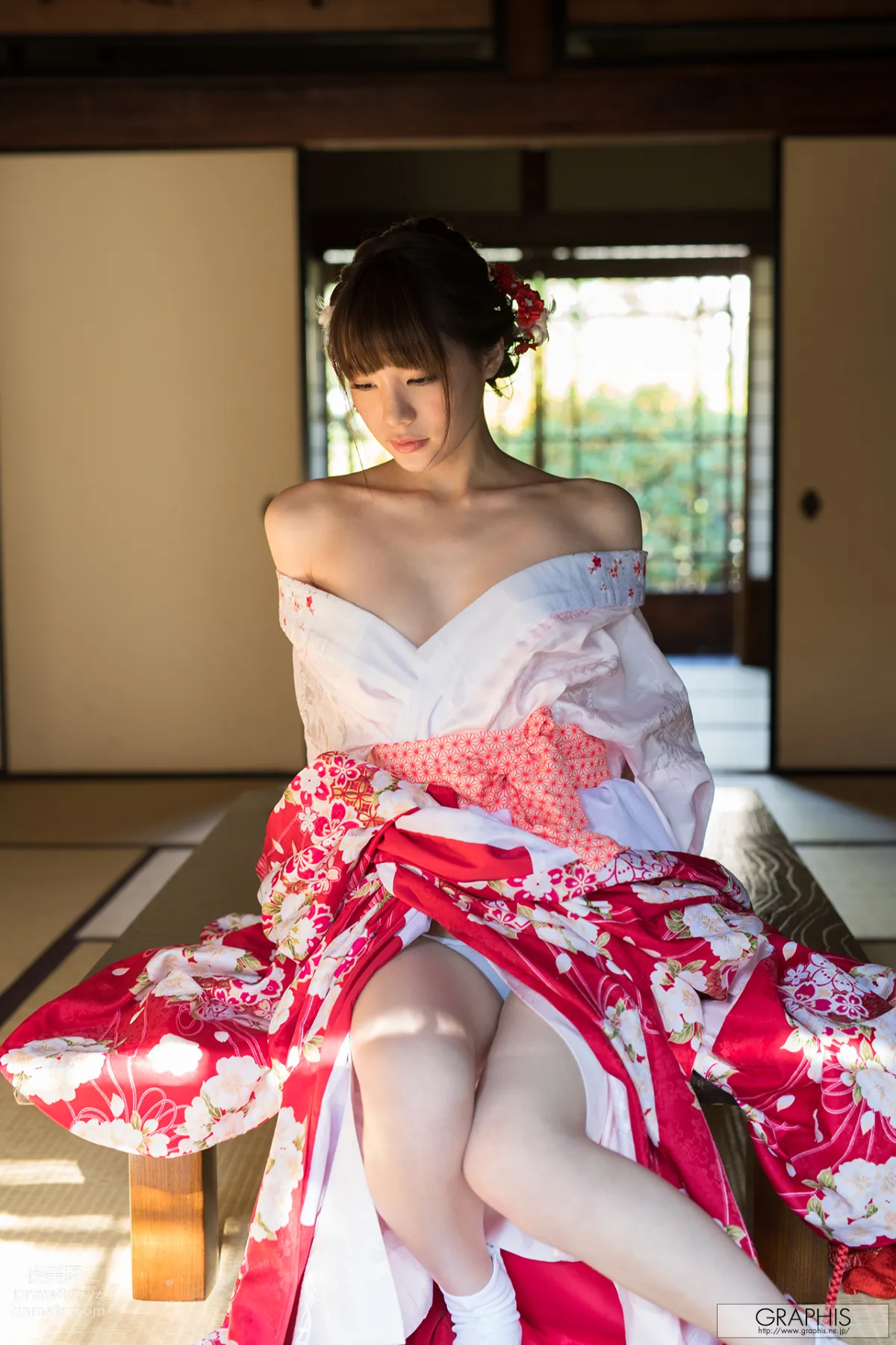[Graphis] 2017.01.01 Airi Suzumura 鈴村 あいり Limited Edition 20