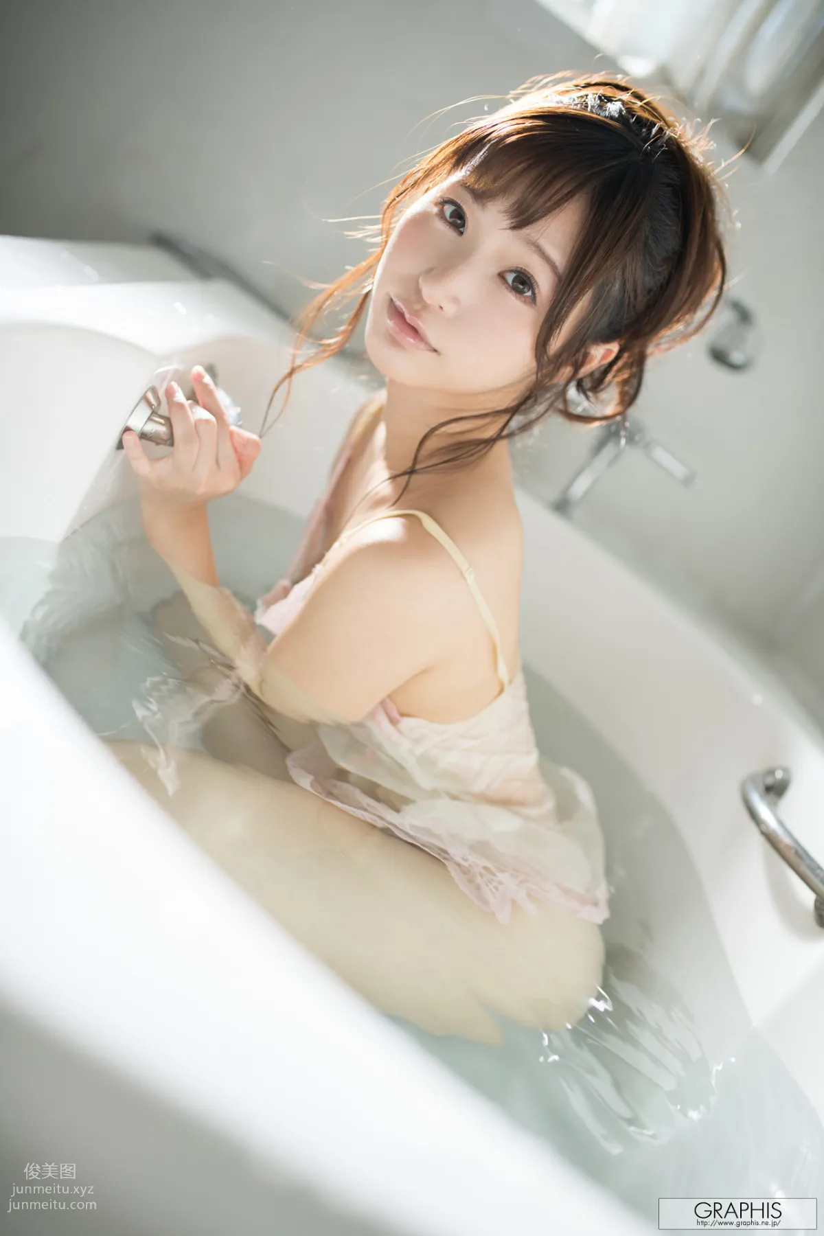 [Graphis] 2017.04.05 Moe Amatsuka 天使 もえ『 Fairy Angel 』 97