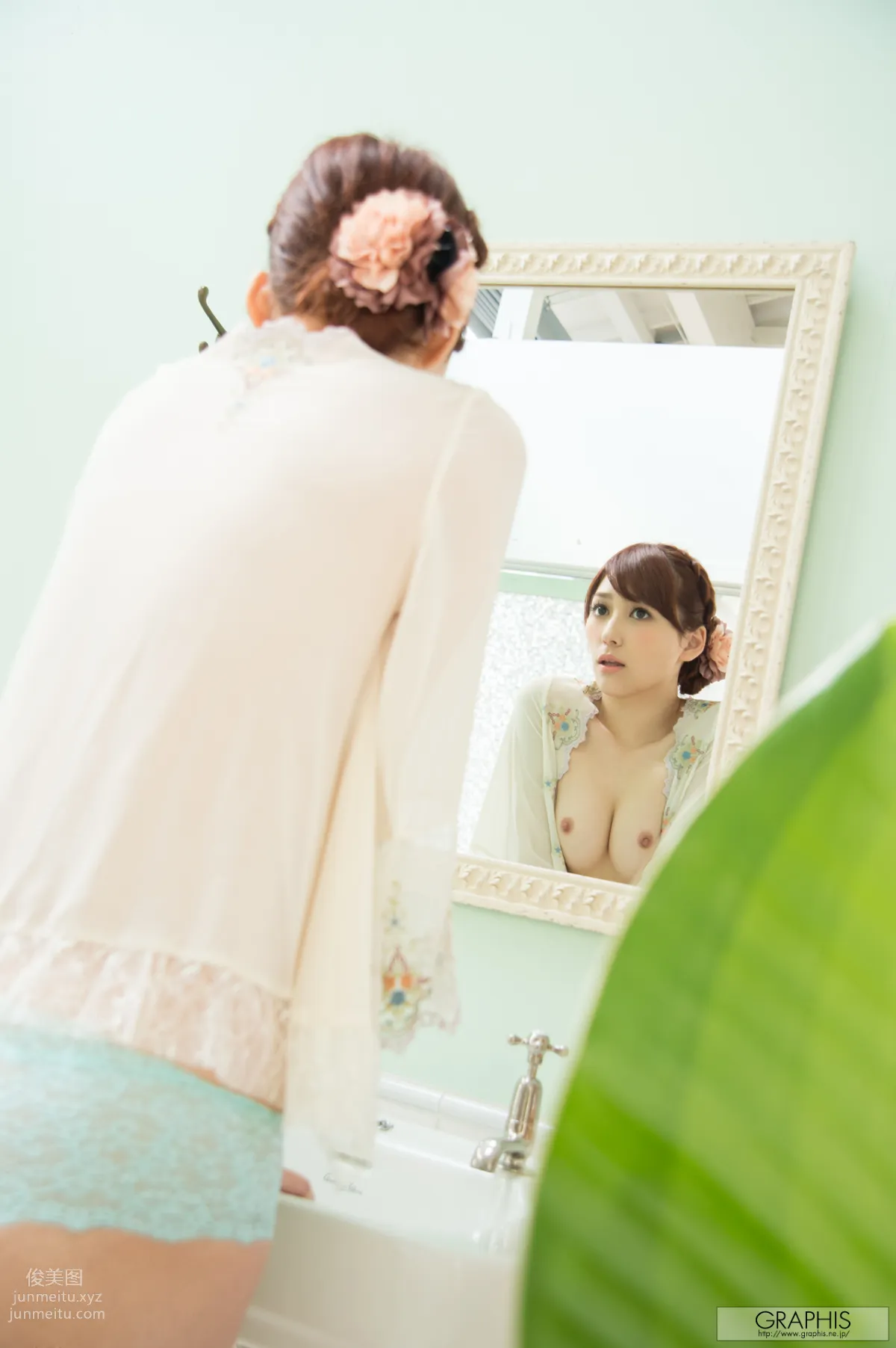 [Graphis] 2017.04.17 Maria Aine 愛音まりあ 'first gravure' photo 58