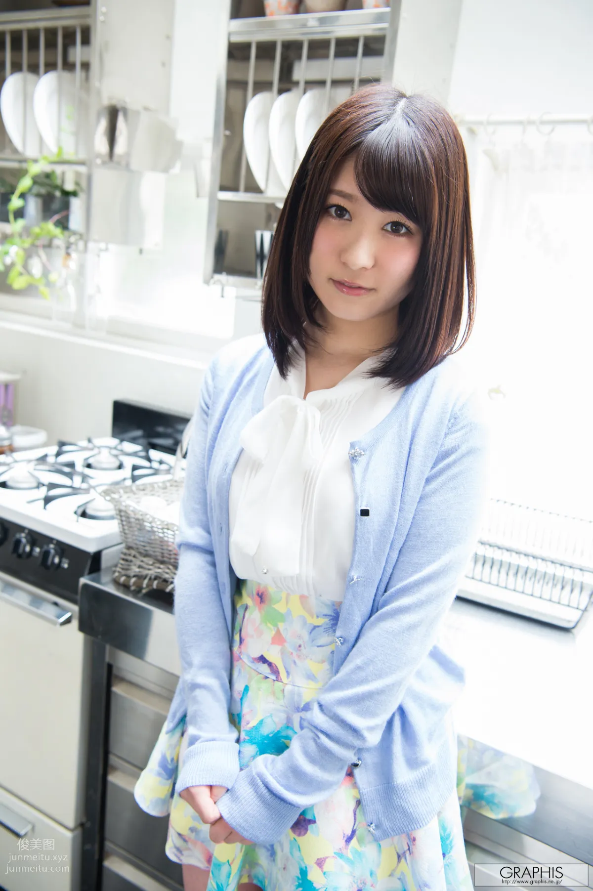 [Graphis] 2017.05.12 Rin Asuka 飛鳥 りん 'Sunny Place' photo 2