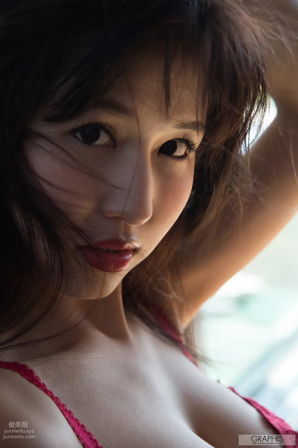 [Graphis] 2017.06.19 Momo Sakura 桜空もも『 first gravure 』 101