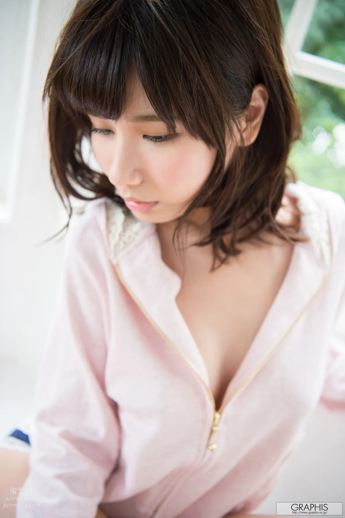 [Graphis] 2017.08.30 初脫ぎ娘 Mii Kurii 栗衣 みい 76