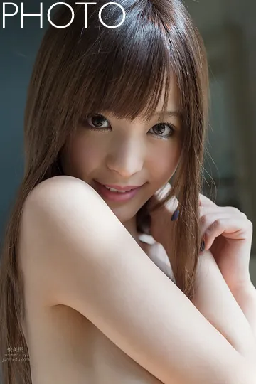 [Graphis] 2017.09 Daily One Kana Momonogi photo 34