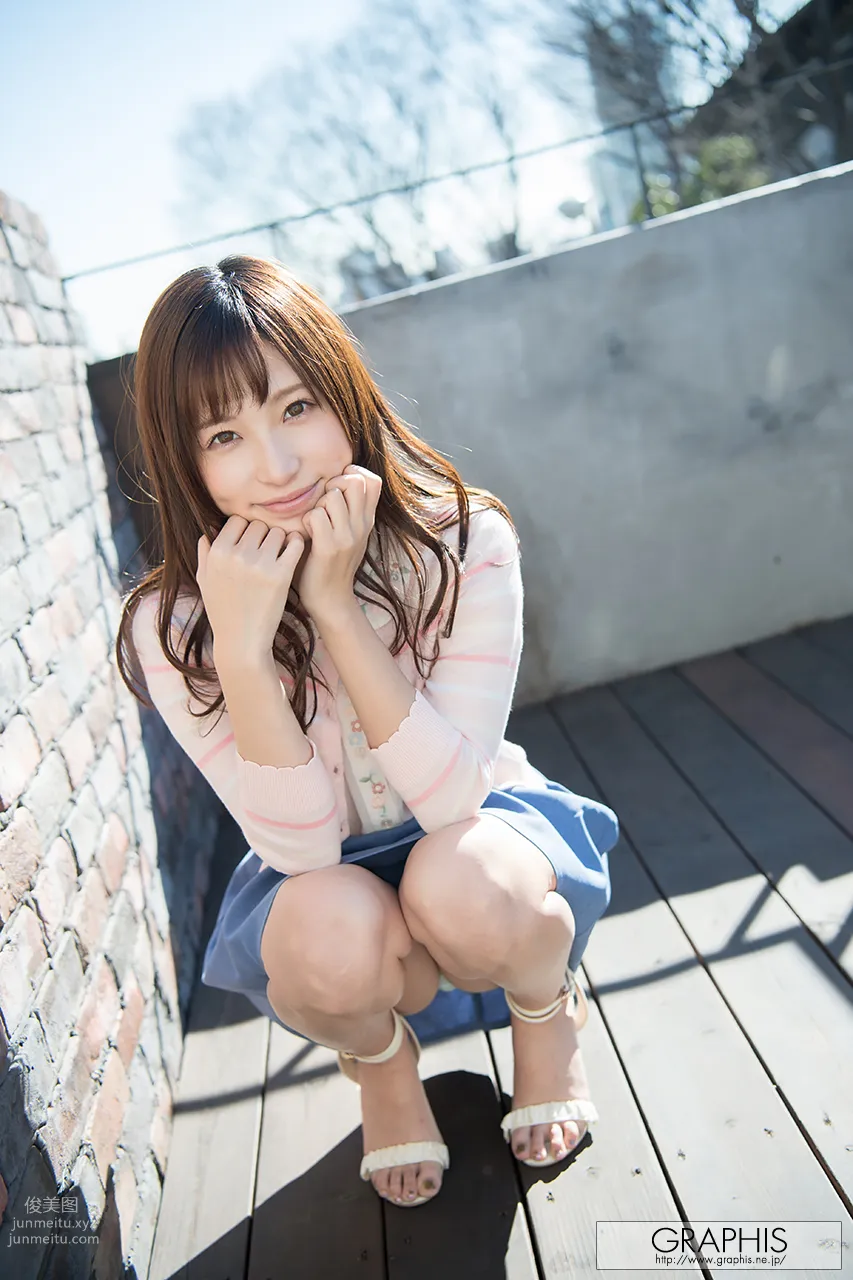 Moe Amatsuka: Graphis photo 11