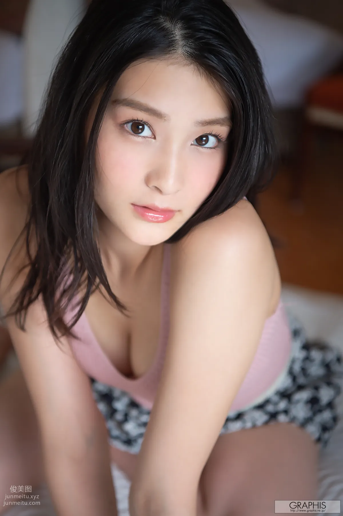 2018-10-19 Gals No.439 Suzu Honjo - [A NEW STAR!] 204