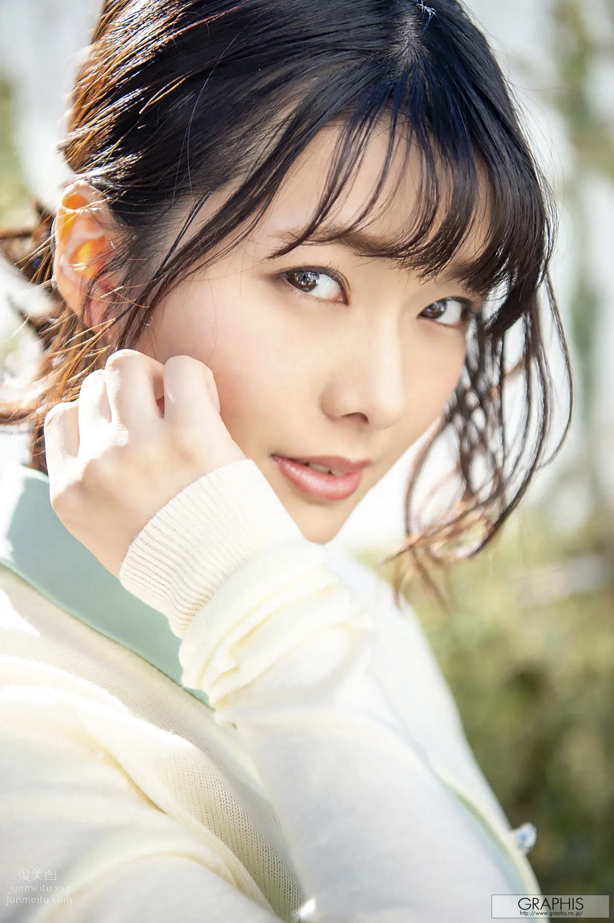 [Graphis] 2019-02-01 First Gravure 初脫ぎ娘Hinata Koizumi 小泉ひなた 2
