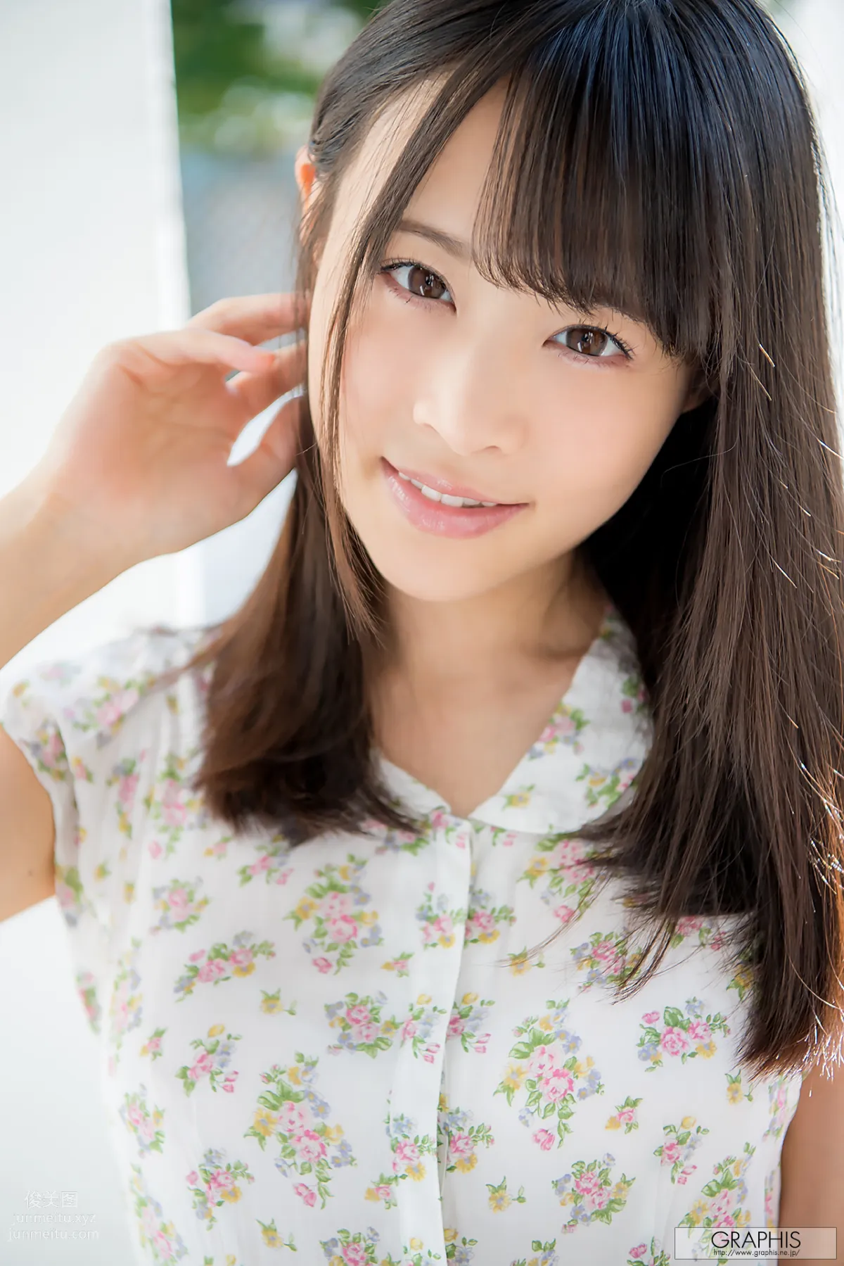 [Graphis] 2019-12-20 First Gravure - Hiyori Yoshioka 吉岡ひより 2