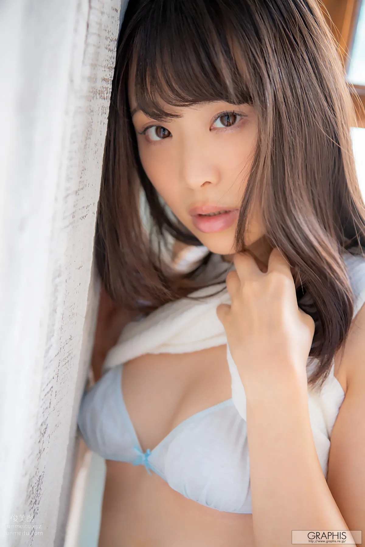 [Graphis] 2019-12-20 First Gravure - Hiyori Yoshioka 吉岡ひより 85