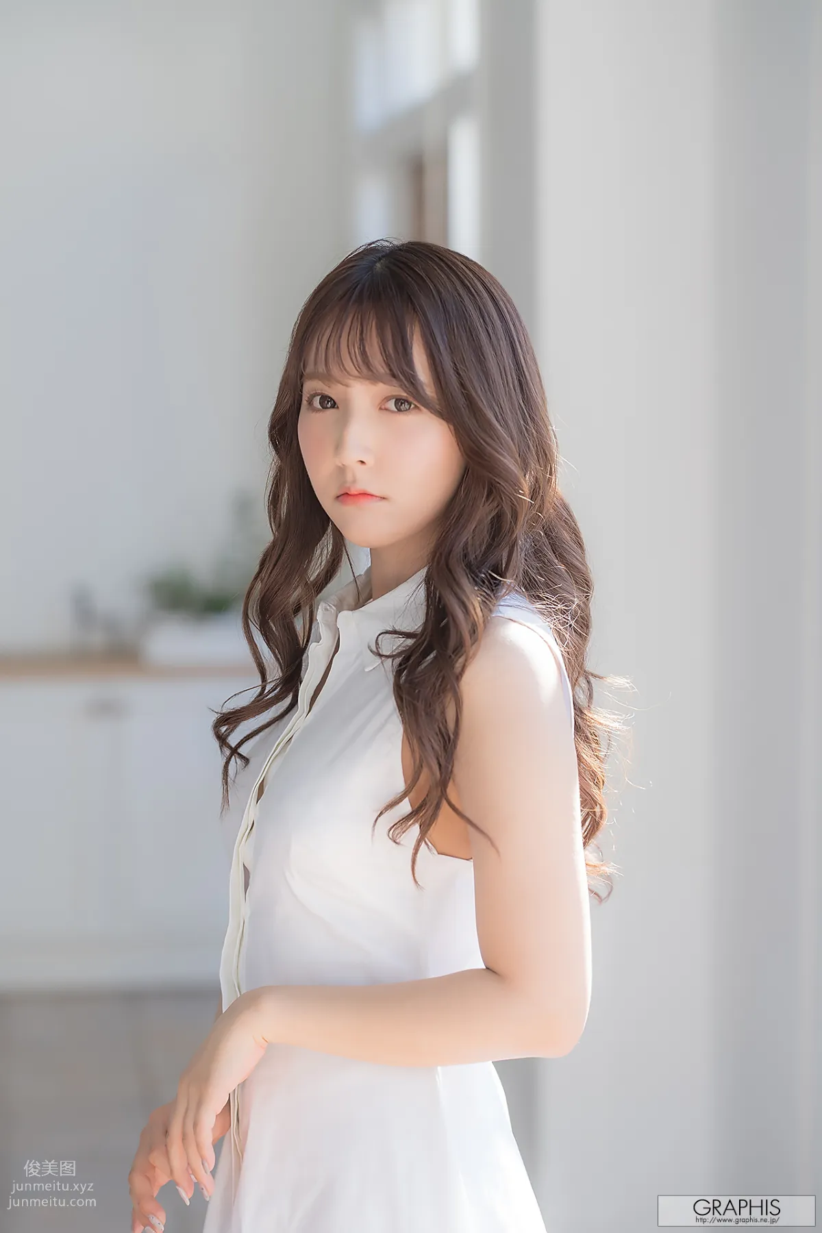 Yua Mikami: Graphis photo 8