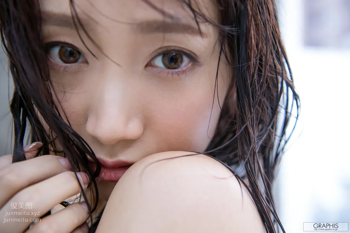 Anna Kami: Graphis Angel Smile photo 102