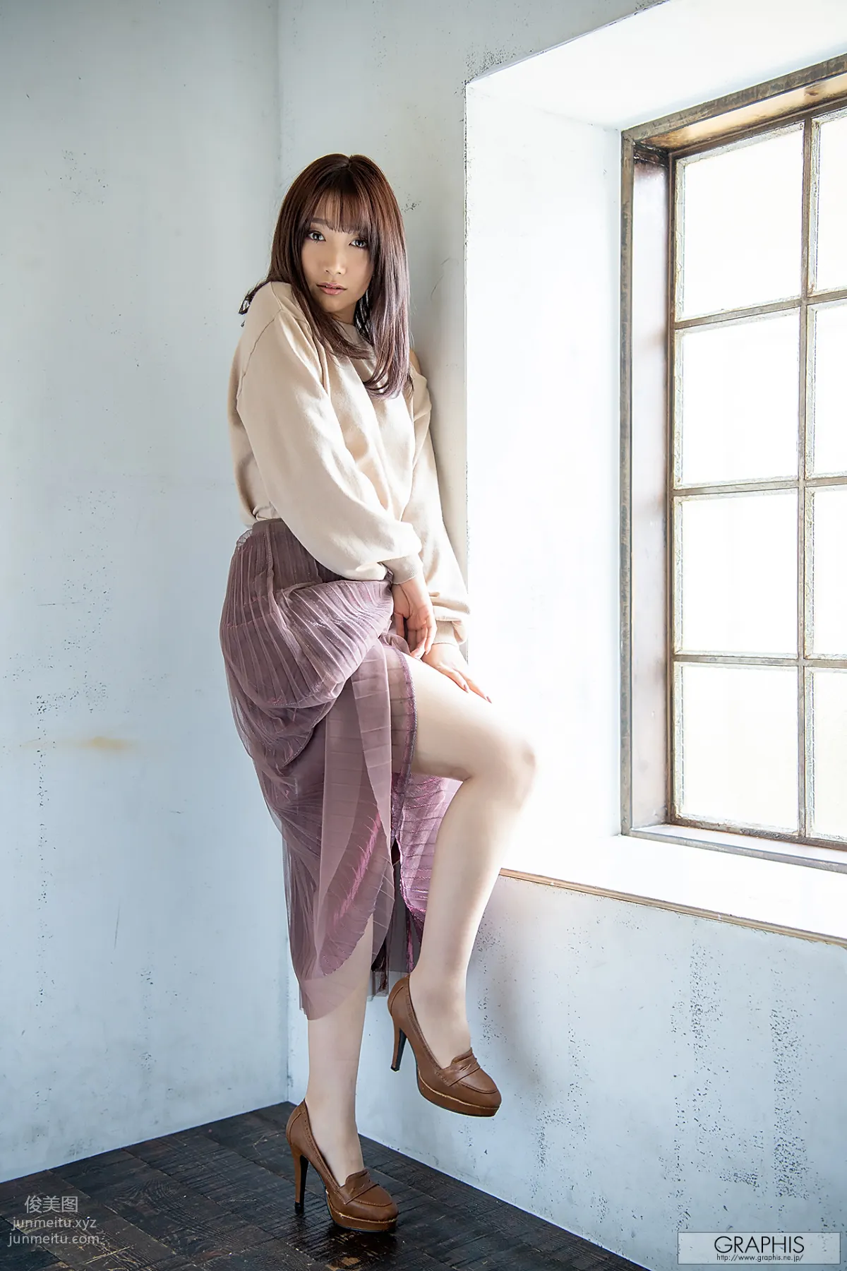 Anna Kami: Graphis Angel Smile photo 6