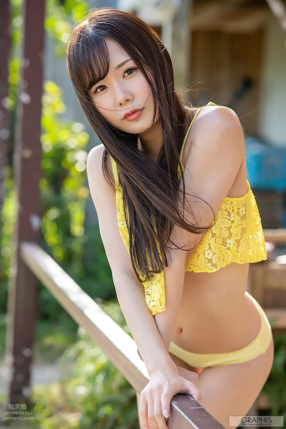 miru: Graphis photo 12