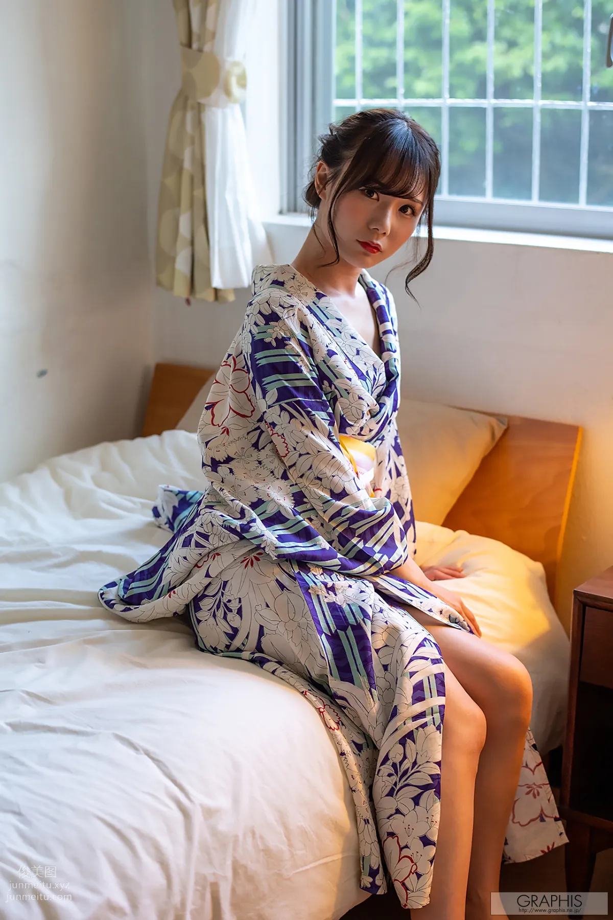miru: Graphis photo 82