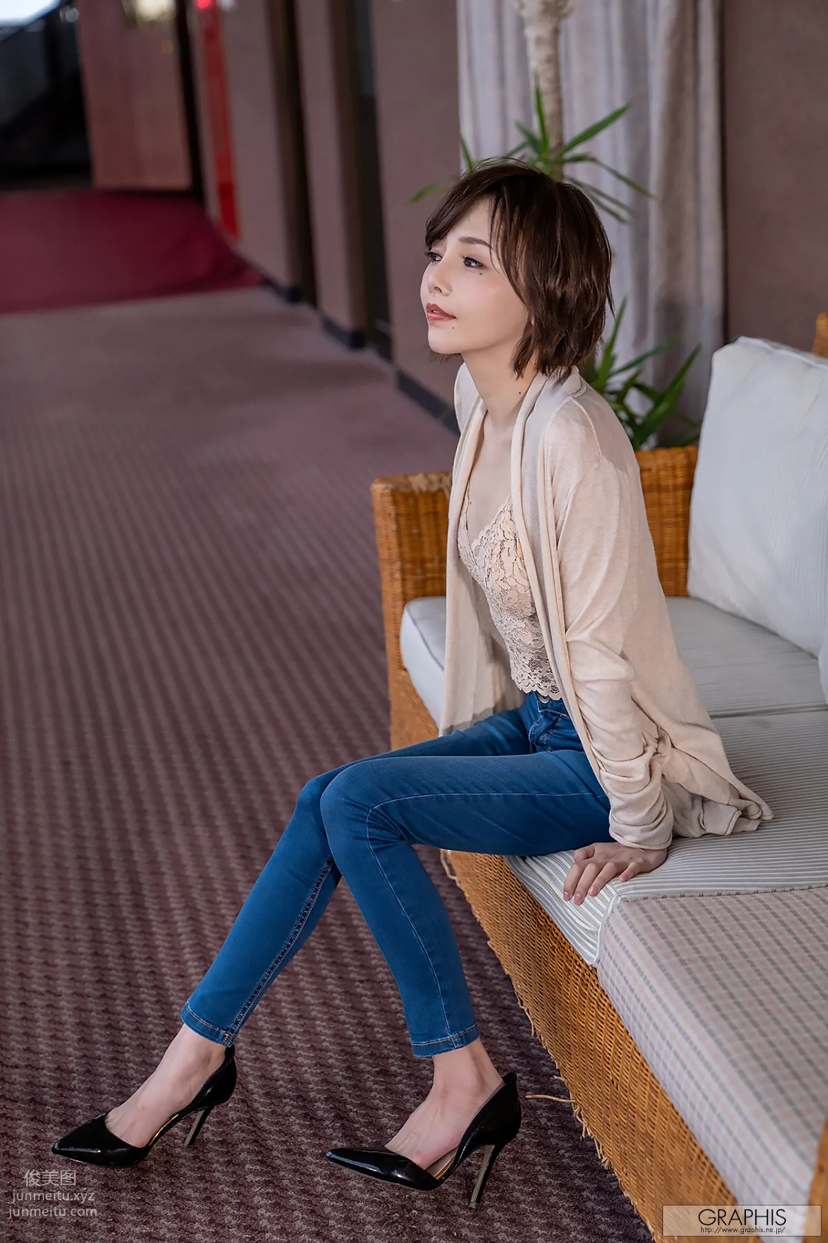 [Graphis] 2020-05-01 Gals - Riona Hirose 広瀬りおな 『 Traverse de craie 』 93