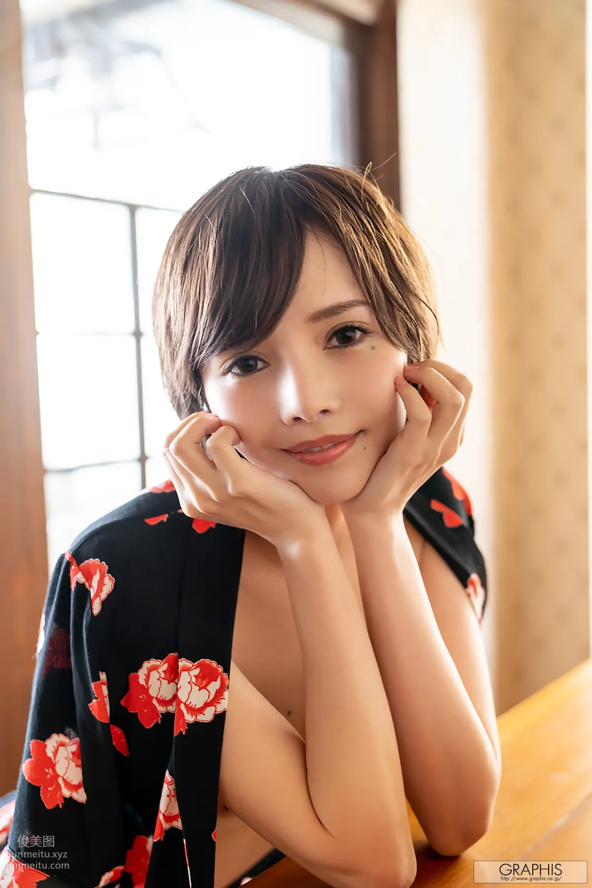 [Graphis] 2020-05-01 Gals - Riona Hirose 広瀬りおな 『 Traverse de craie 』 33