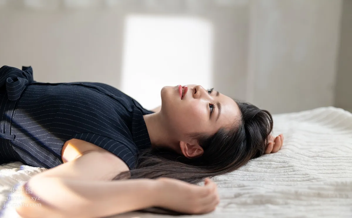 Ena Satsuki: Graphis First Gravure photo 8