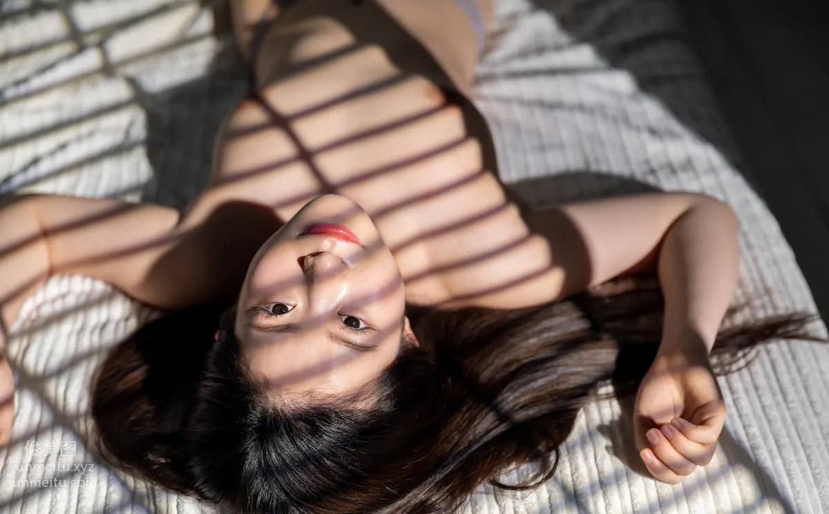 Ena Satsuki: Graphis First Gravure photo 25
